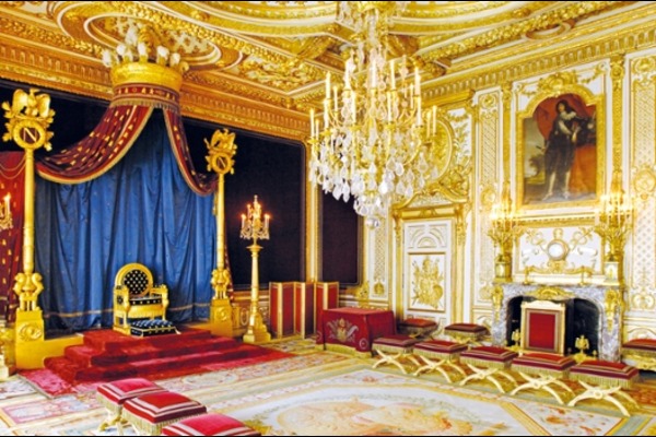 France's Royal Roots: A Seine River Odyssey