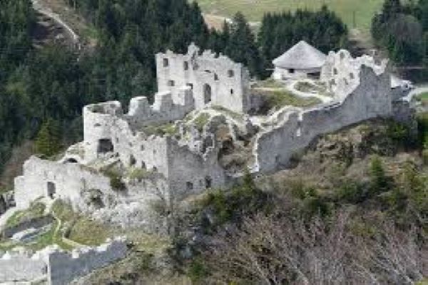Castles along the Rhine and Moselle