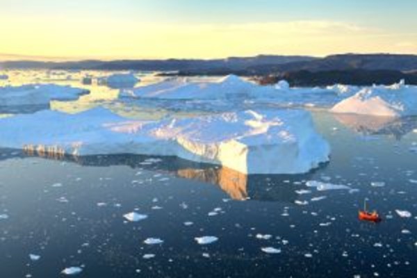 Immerse Amazing Days in Ilulissat