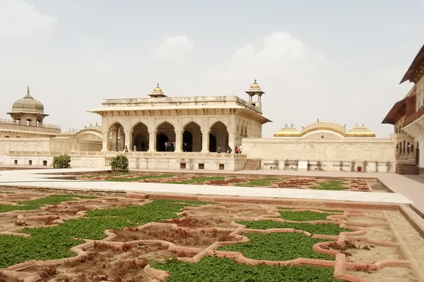 Delhi-Agra-Delhi