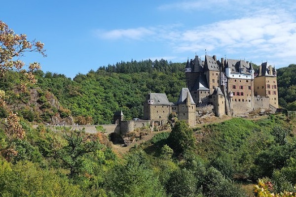 Castles along the Rhine and Moselle