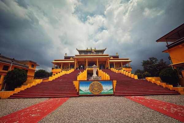 Himalayan Journeys