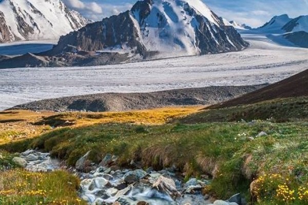 Trekking in Altai Tavan Bogd National Park