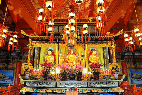 Essence of China with Hong Kong Stopover