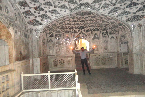 Delhi-Agra-Delhi