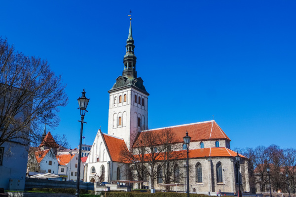 Amber Road from Warsaw to the Baltic States