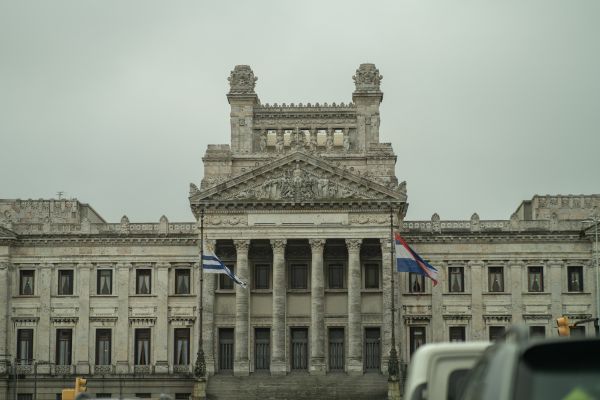 Essential Uruguay