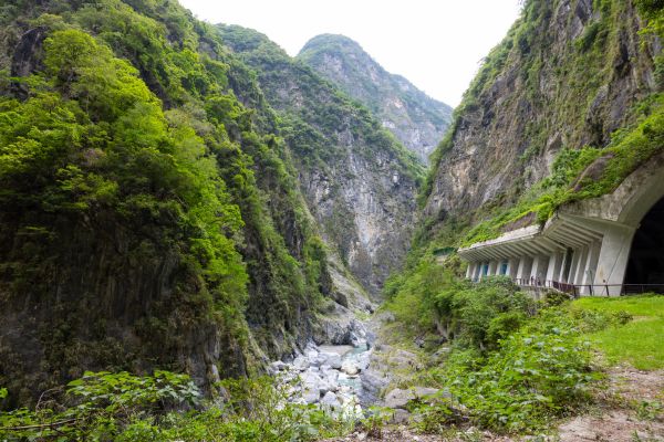 Yilan and Taroko Gorge Park Tour