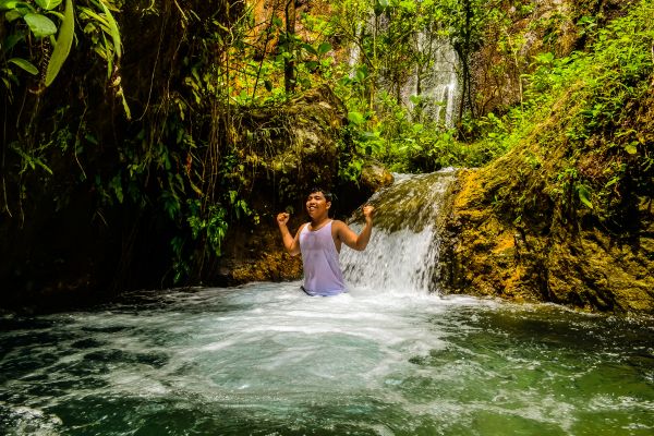 Discover Costa Rica by Road