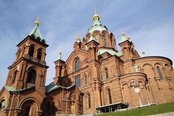 Arctic Wonders: Lapland Winter Adventure