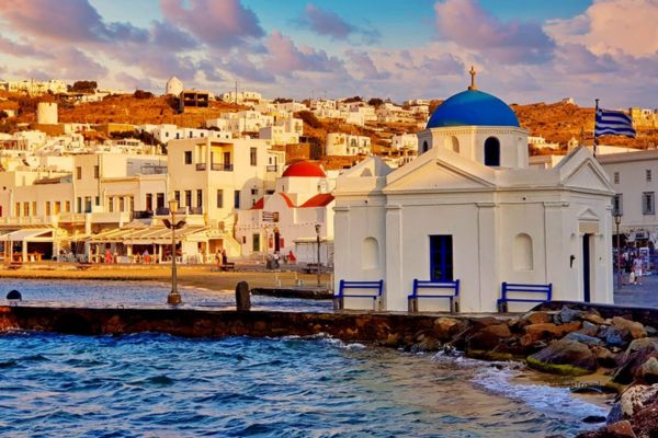 Cruising through the Cyclades of Greece