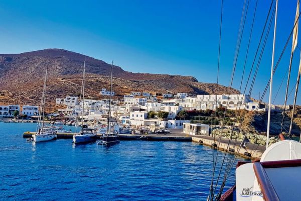 Cruising through the Cyclades of Greece