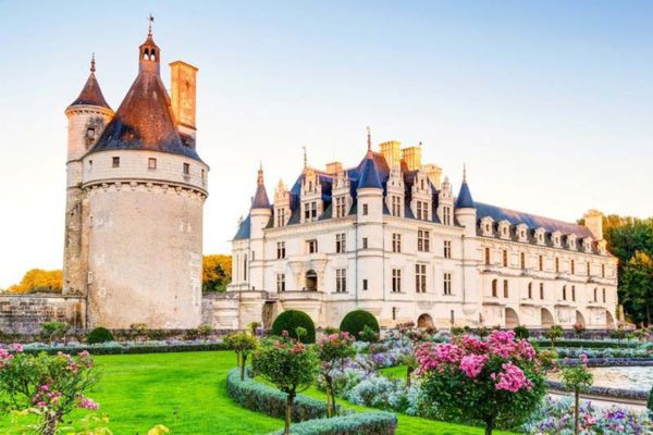 Paris to Loire: A Royal Heritage