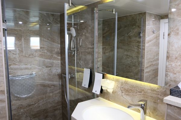 Northern Gems Deluxe Cruise