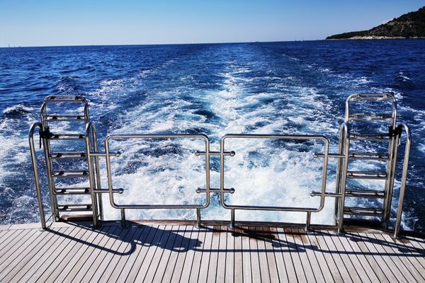 Northern Gems Deluxe Cruise