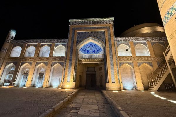 Uzbekistan - The Country Of The Blue Domes