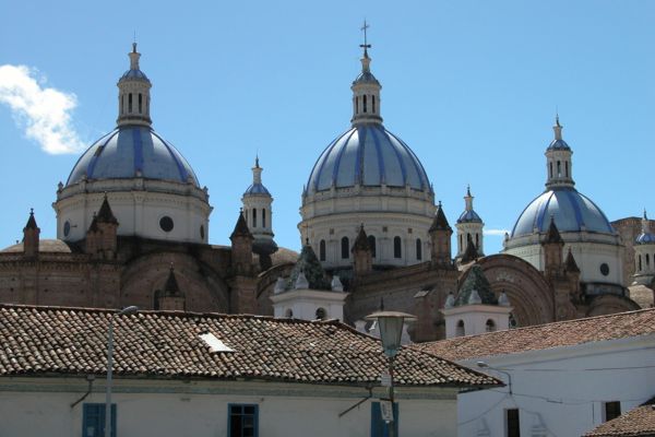 Andes and the Volcano Avenue